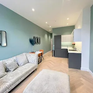  Apartment Trendy And Newly Reno'd 1 Bed Nr The Meadows